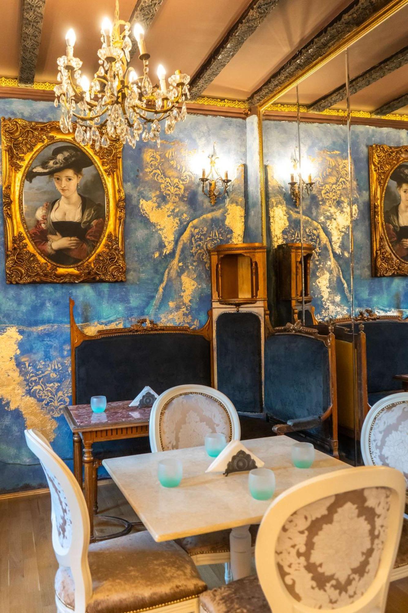 Conacul Coroanei Luxury Boutique Hotel Bukareszt Zewnętrze zdjęcie