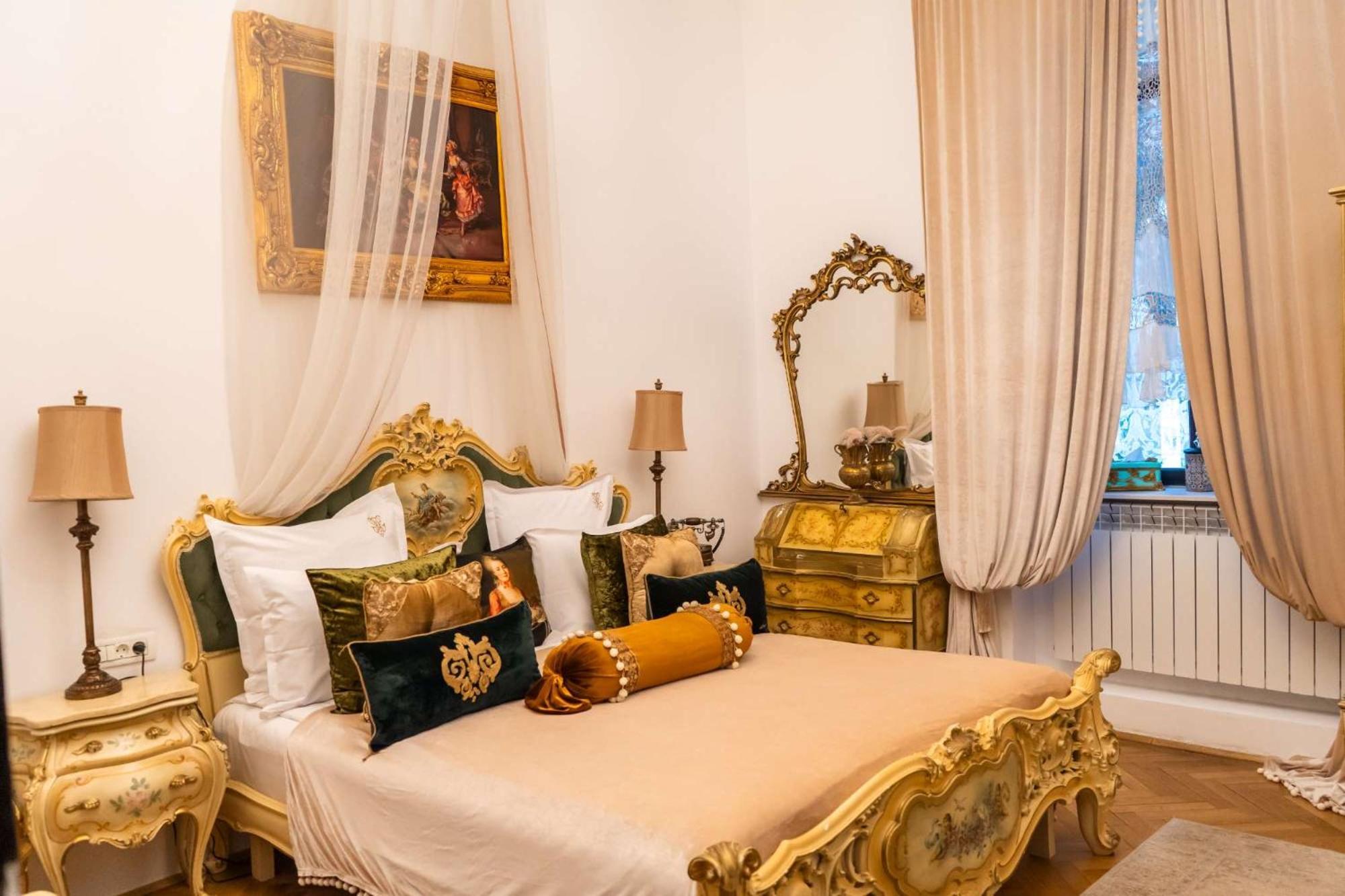 Conacul Coroanei Luxury Boutique Hotel Bukareszt Zewnętrze zdjęcie