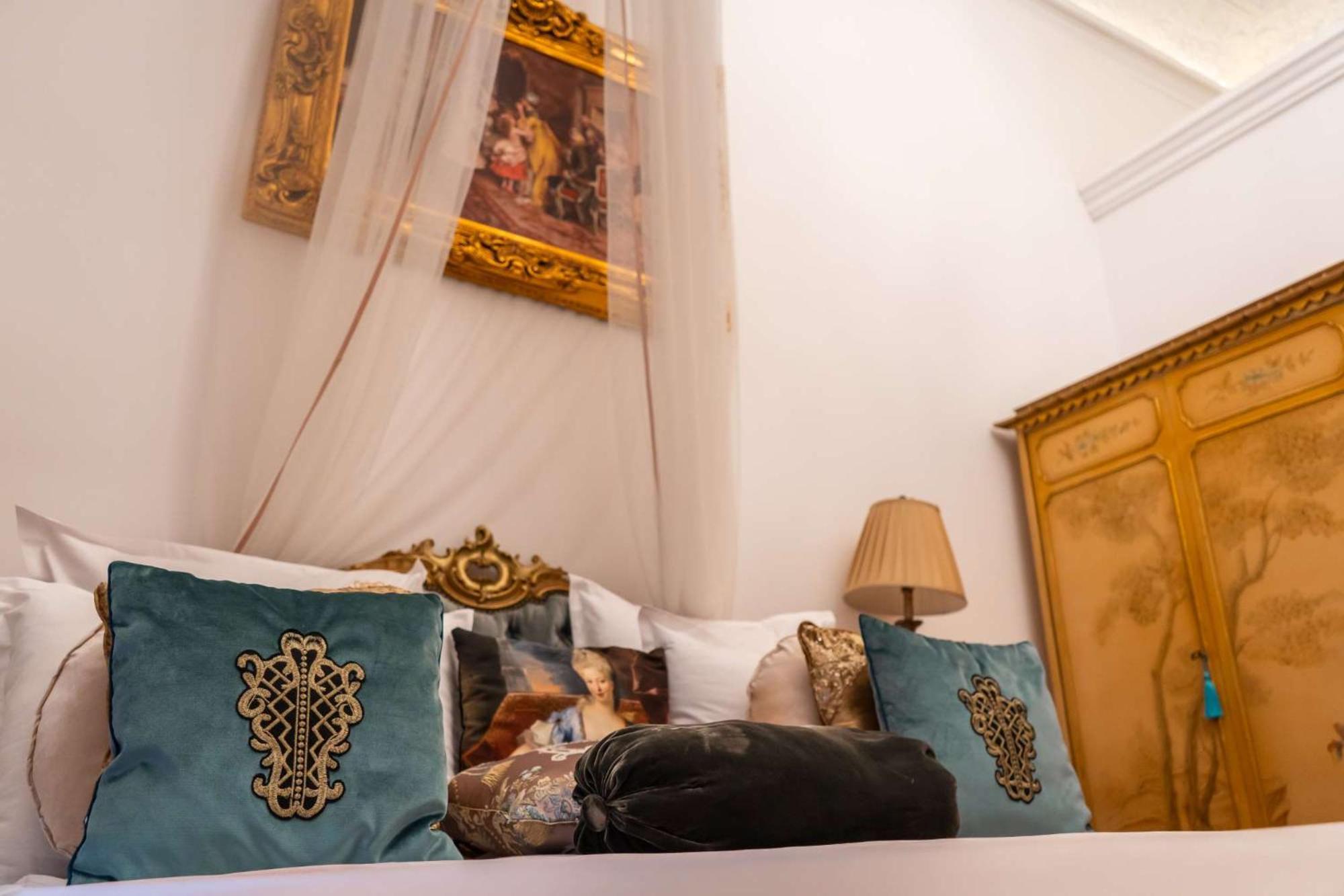 Conacul Coroanei Luxury Boutique Hotel Bukareszt Zewnętrze zdjęcie