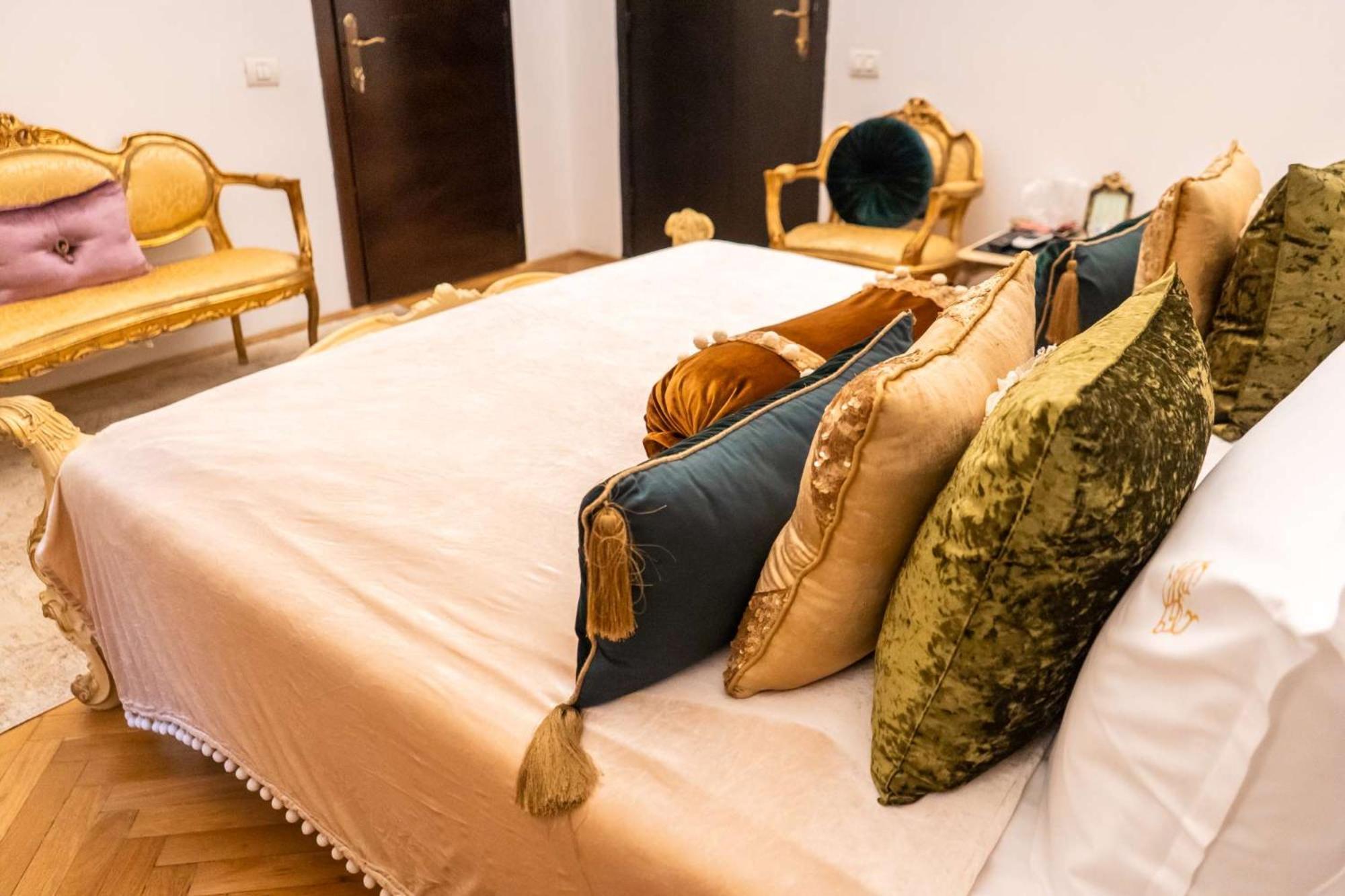 Conacul Coroanei Luxury Boutique Hotel Bukareszt Zewnętrze zdjęcie