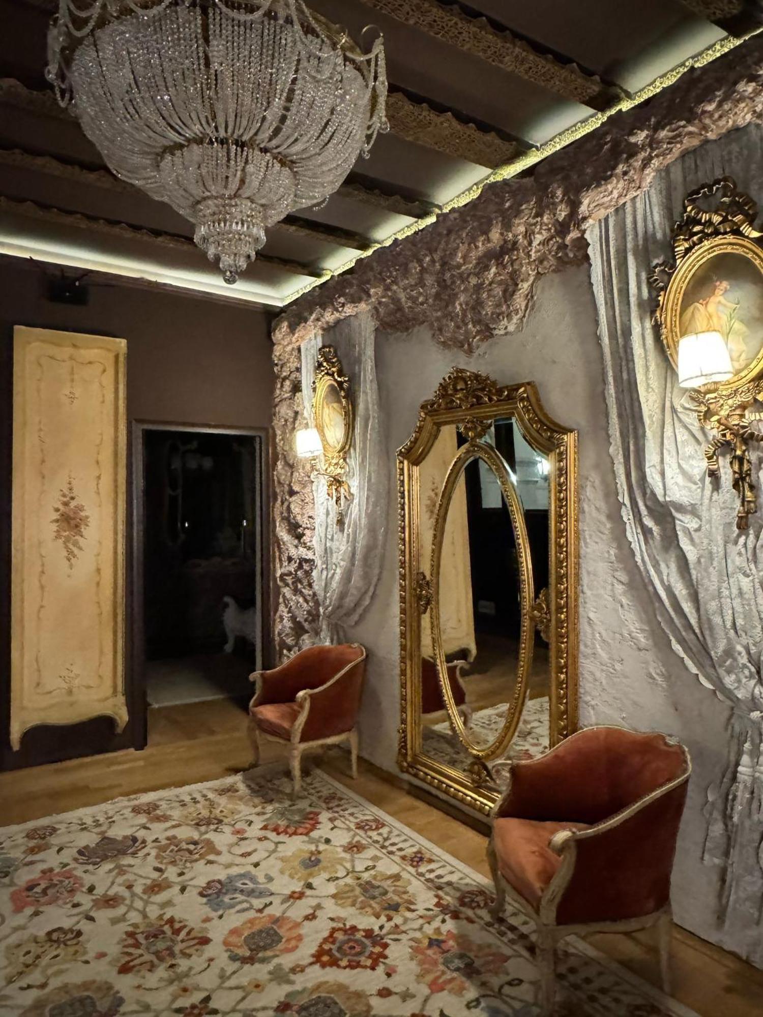 Conacul Coroanei Luxury Boutique Hotel Bukareszt Zewnętrze zdjęcie